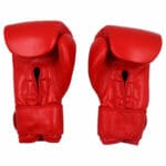 Round 10, boxing gloves